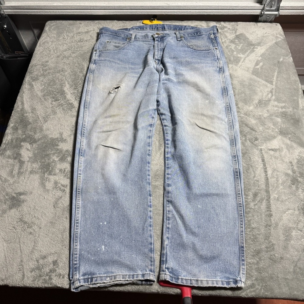 Wrangler Rugged Wear Jeans Men 38x29 Blue Relaxed Light Wash Denim Baggy Y2K